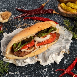 Tam Ekmek Arası Kasap Orhan Köftesi