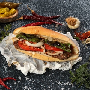 3/4 Ekmek Arası Tavuk Köftesi