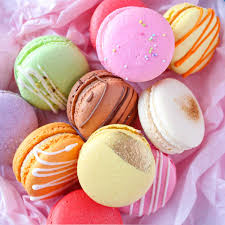 MACARON